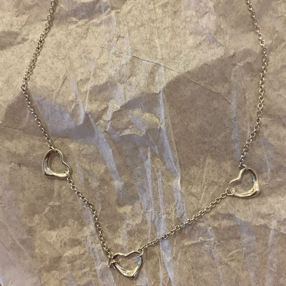 ⭐️HP⭐️Tiffany & Co. Paloma Picasso 3♥️sterling silver necklace - Picture 2 of 2